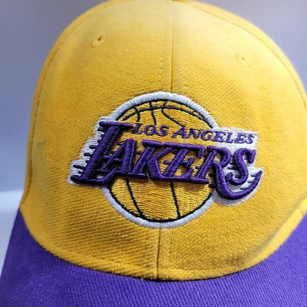 Los Angeles Lakers Hat Cap Strap Back Mens One Size Purple NBA Basketball Adidas